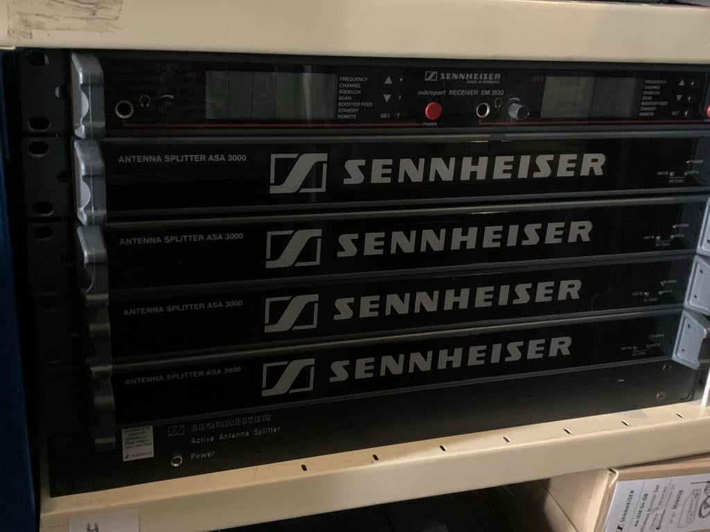 Sennheiser ASA-3000 8-Kanaals Breedband Antenne Splitter, Ophalen of Verzenden, Zo goed als nieuw