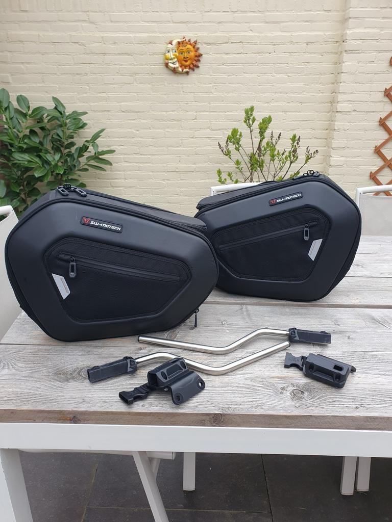 SW Motech Blaze Pro Zadeltassen voor Yamaha R7 (2022), Motoren, Accessoires | Koffers en Tassen, Gebruikt, Ophalen of Verzenden