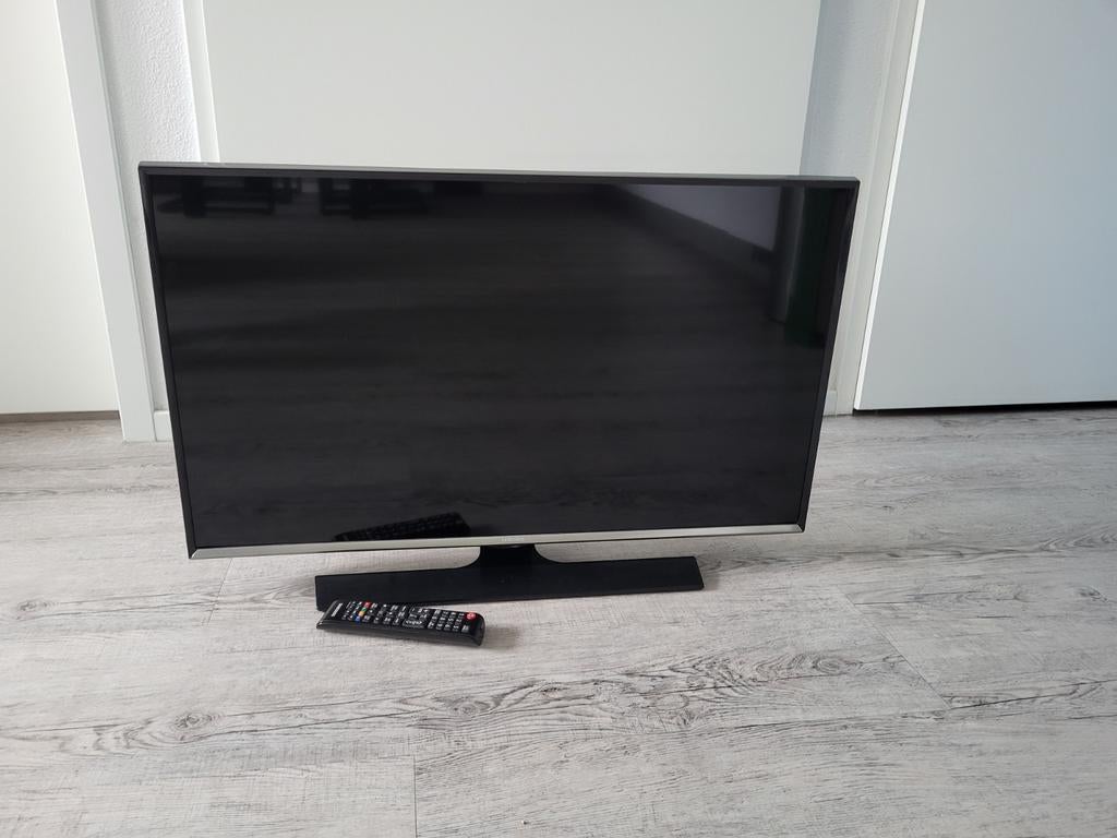 Samsung TV 32 inch 82cm, Ophalen, Gebruikt, 50 Hz, 80 tot 100 cm