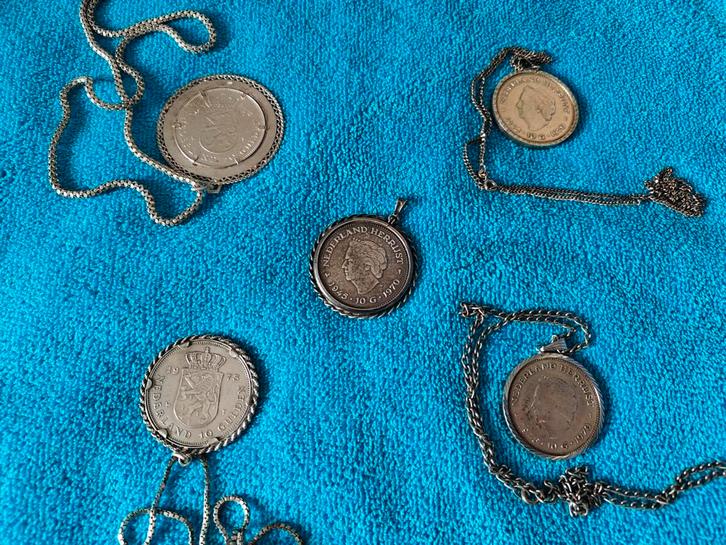 5 x Zilveren Tientjes Juliana in luxe houders, Postzegels en Munten, Munten | Nederland, Setje, 10 gulden, Koningin Juliana, Zilver