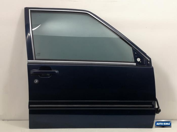 Portier 4Deurs rechts-voor van een Volvo 9-Serie (417), Gebruikt, -, Deur, -