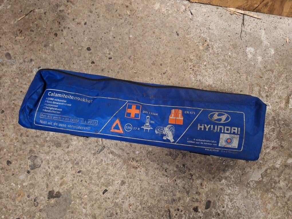 Pech ehbo set i10 uit 2005, Ophalen of Verzenden