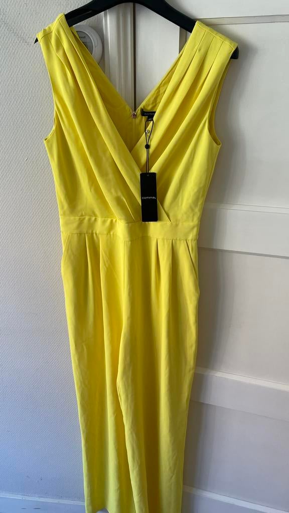 Te koop: nieuw broekpak, Comma, geel, maat 34, Ophalen of Verzenden, Zo goed als nieuw, Maat 38/40 (M), Geel