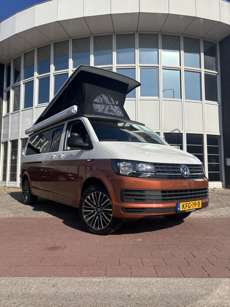 Volkswagen T6 2018 Two-tone (bj 2018), Buscamper of Camperbus, Volkswagen, Tot en met 2, Bedrijf