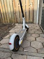 Ninebot elektrische step van Segway, Fietsen en Brommers, Steps, Ophalen, Zo goed als nieuw, Elektrische step (E-scooter)