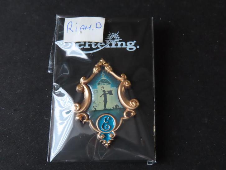 Efteling pin Winter 2012/13 zonder origineel kaartje., Verzamelen, Efteling, Zo goed als nieuw, Button of Speldje, Ophalen