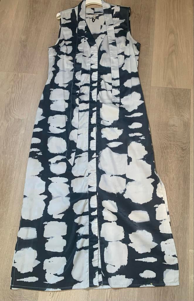 Pulz jurk maat M met split, Ophalen of Verzenden, Zo goed als nieuw, Maat 38/40 (M), Zwart