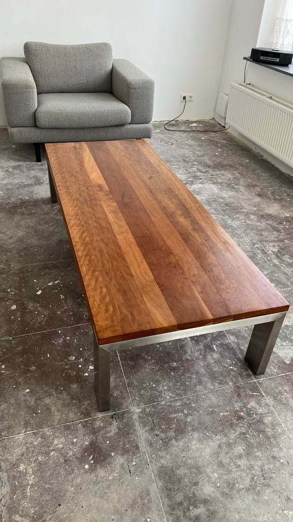 Salontafel massief hout met metalen poten, Huis en Inrichting, Tafels | Salontafels, Ophalen, Gebruikt, 100 tot 150 cm, 50 tot 75 cm