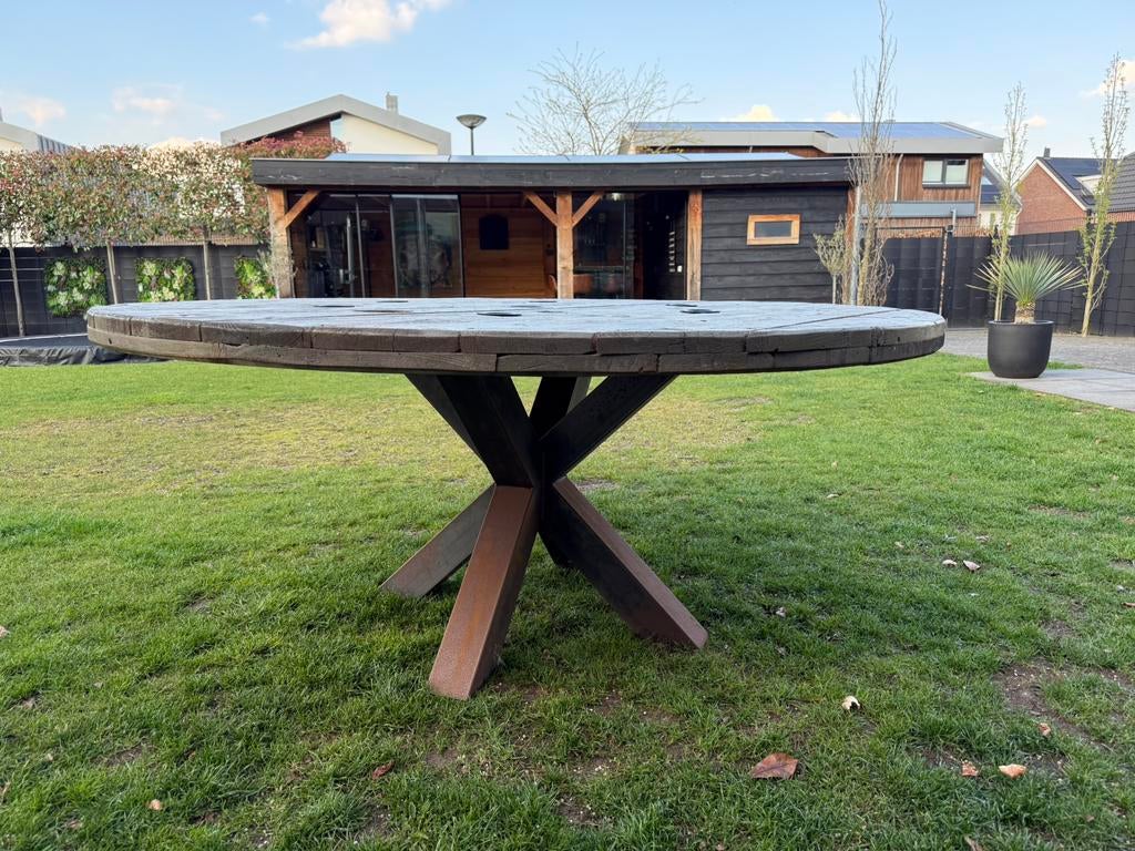 Ronde (tuin) tafel, Ophalen, Gebruikt, 150 tot 200 cm, Rond