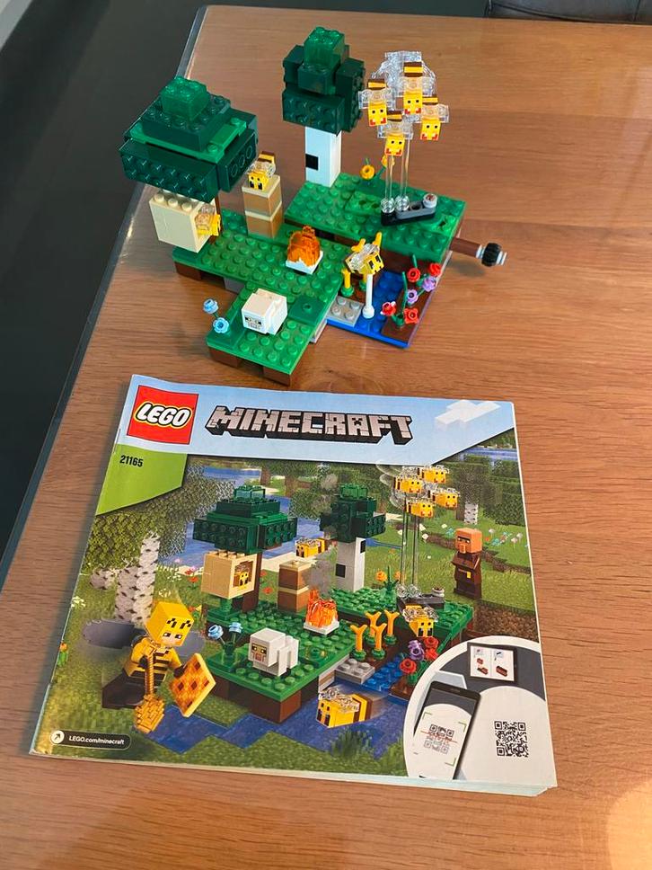 Lego Minecraft De Bijenboerderij (21165) - Complete Set, Kinderen en Baby's, Speelgoed | Duplo en Lego, Zo goed als nieuw, Lego