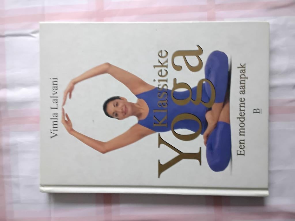 Boek Klassieke yoga, Ophalen of Verzenden, Zo goed als nieuw, Overige onderwerpen