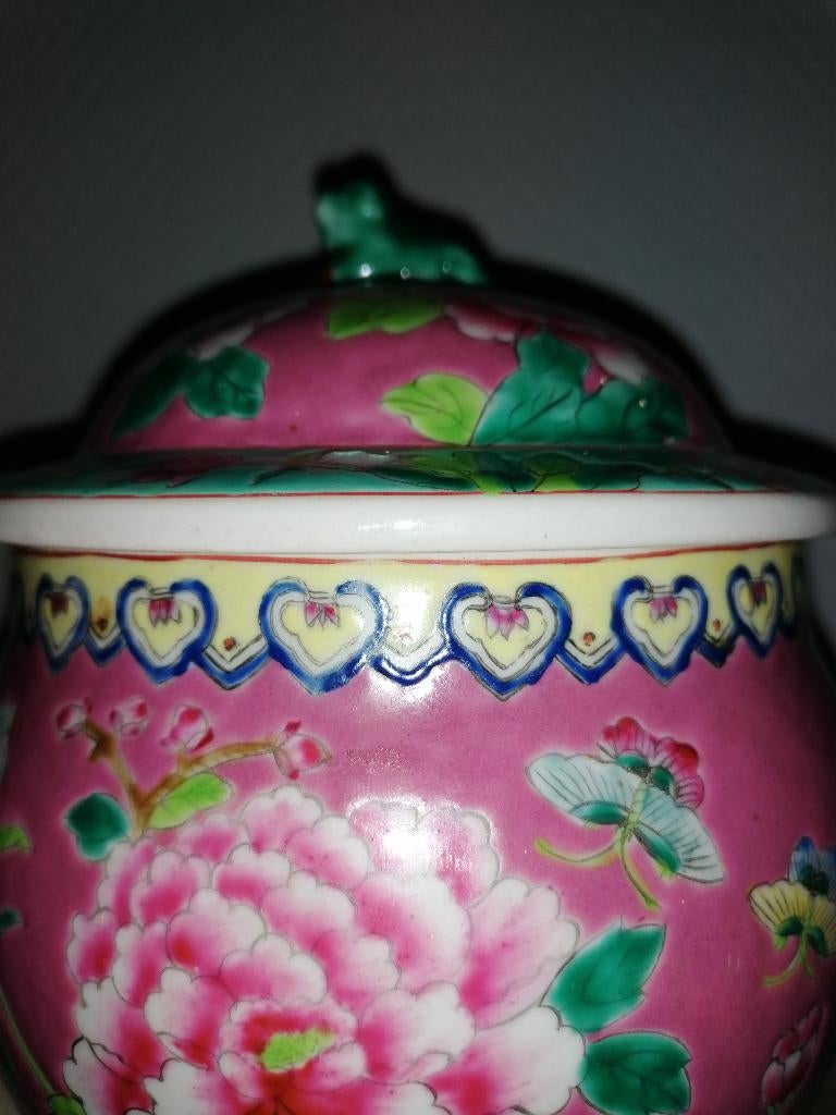 Peranakan chinese straits deksel pot, Ophalen