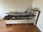 HOOG-LAAG ELEKTRISCHE LATTENBODEM/SENIORENBED/NACHTKASTJE, Ophalen, Verstelbaar, 90 cm, Eenpersoons