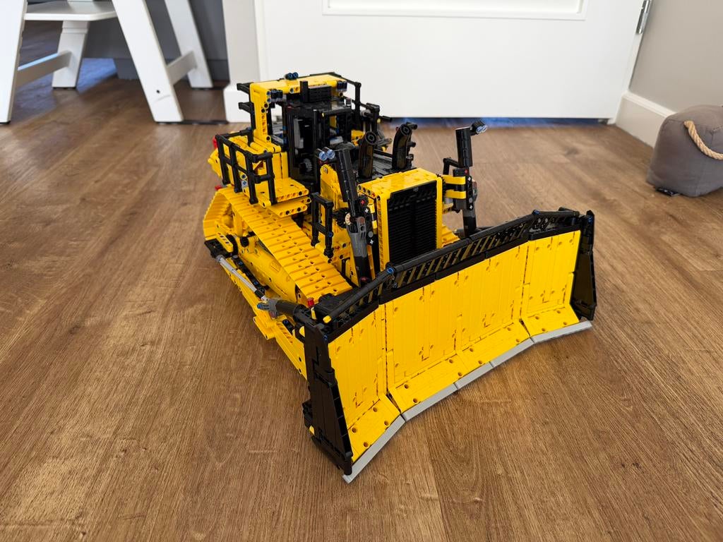 LEGO Technic Cat D11 Bulldozer (42131) – met app-besturing, Ophalen of Verzenden, Zo goed als nieuw, Complete set, Lego
