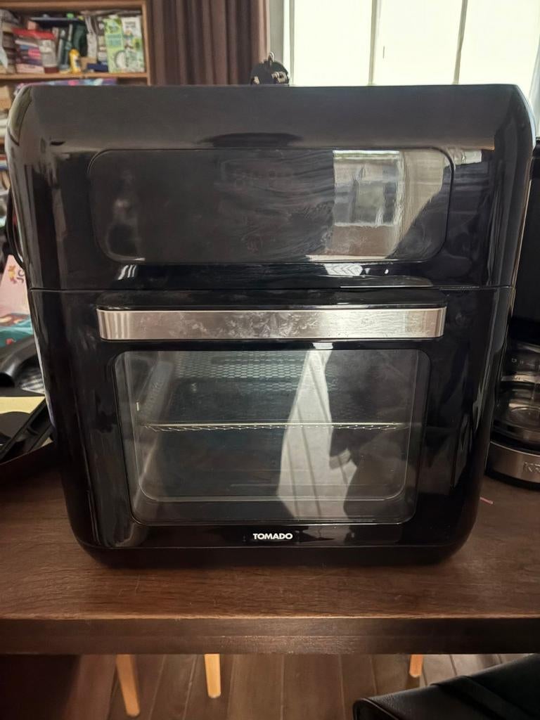 Tomado Airfryer Oven, Ophalen of Verzenden, Zo goed als nieuw, Airfryer