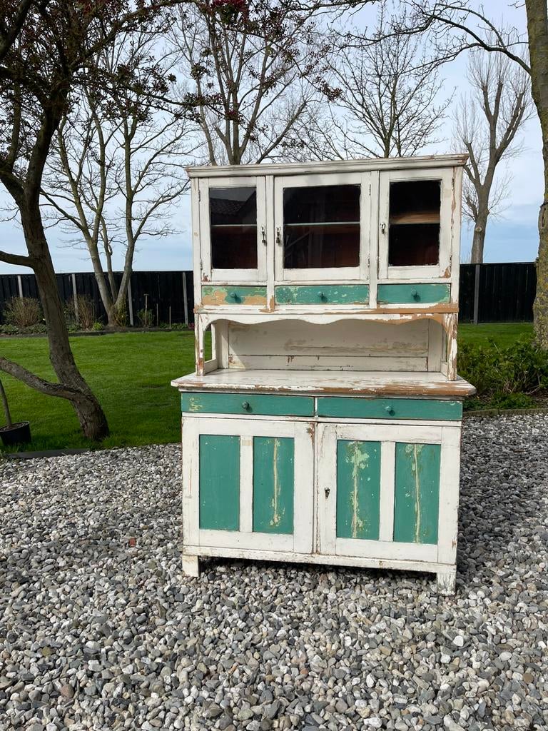 Antieke Hongaarse buffetkast van Van Dijk en co, Ophalen