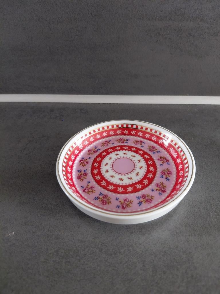 Pip servies thee tipje, Ophalen, Metaal of Aluminium