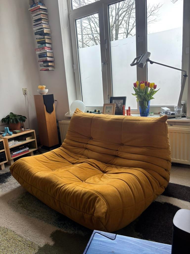 Togo geinspireerde bank, Huis en Inrichting, Ophalen, Gebruikt