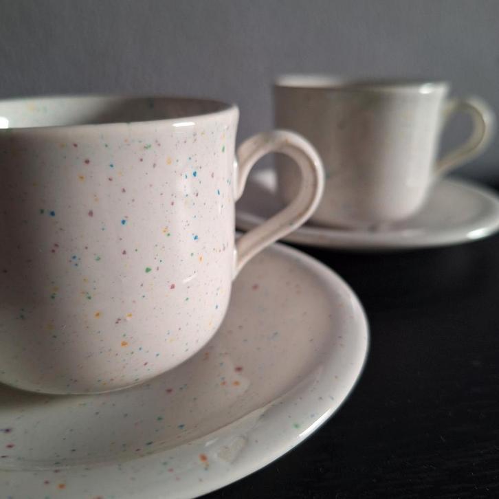 Hema Confetti Koffiekopjes John Tams, Huis en Inrichting, Keuken | Servies, Gebruikt, Kop(pen) en/of Schotel(s), Overige stijlen