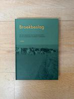Broekbeslag: Geschiedenis Broeklanden Oldemarkt, Ophalen of Verzenden, 20e eeuw of later, Zo goed als nieuw