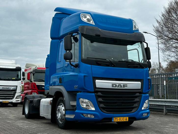 Daf CF 440 E6 lowdeck / bj 2017 / smart 2 tacho!, Auto's, Vrachtwagens, Particulier, Te koop, ABS, Airbags, Airconditioning, Bochtverlichting