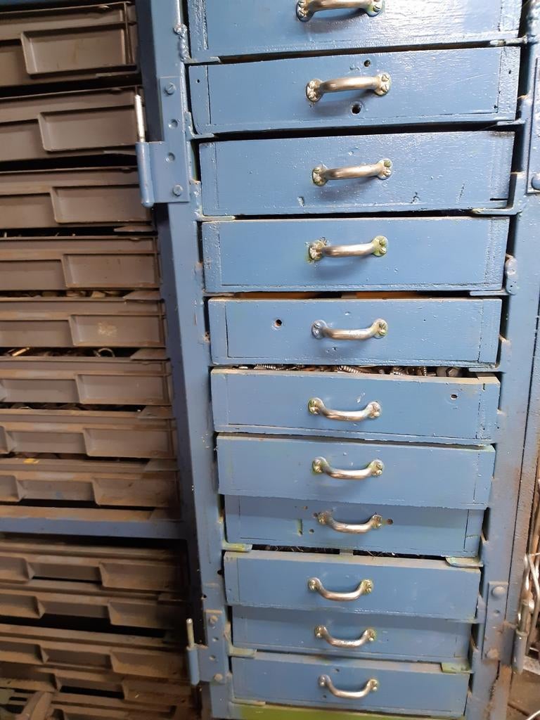 Spijkers houtschroeven pluggen etc., Ophalen, Nieuw