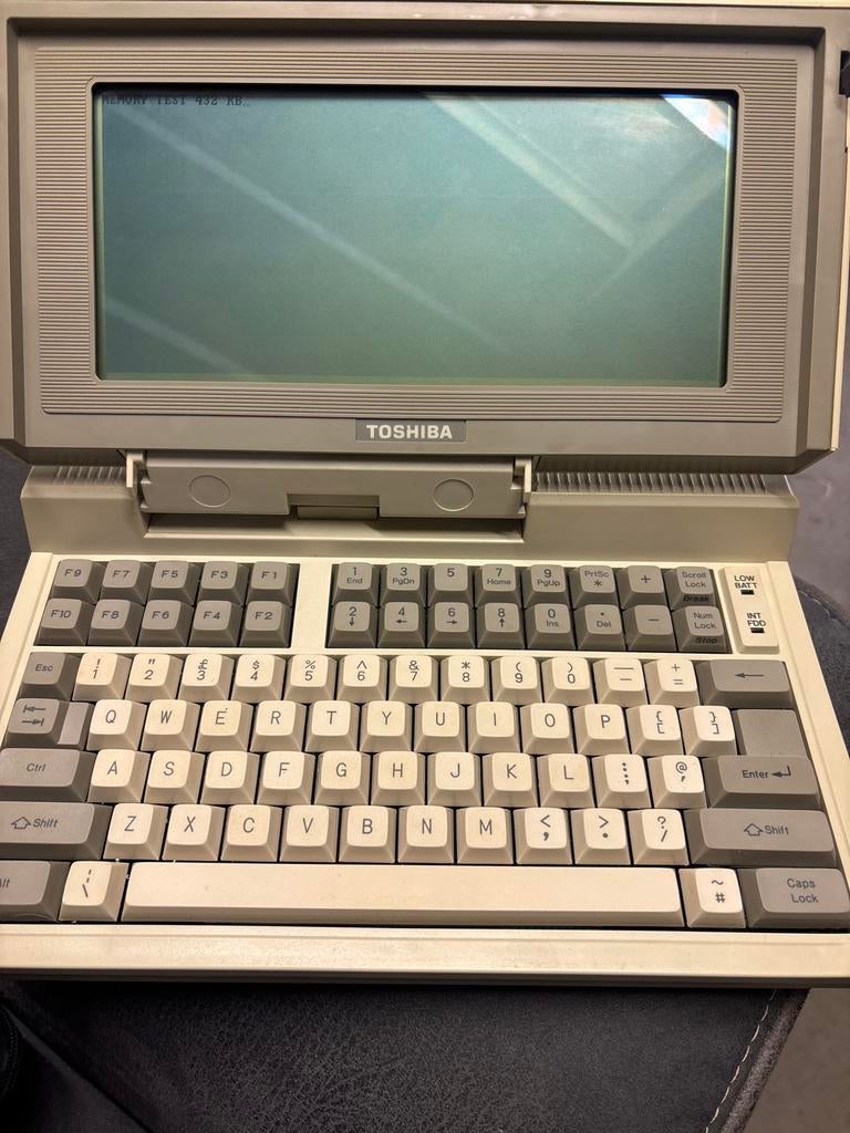 Vintage Toshiba Laptop - Retro Computer, Computers en Software, Ophalen of Verzenden