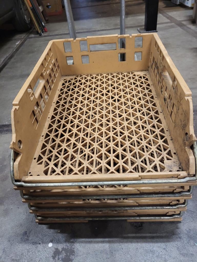 Stapelbare kratten voor opslag of transport (5 stuks), Doe-het-zelf en Verbouw, Ophalen, Gebruikt, 40 tot 60 cm, 50 tot 75 cm