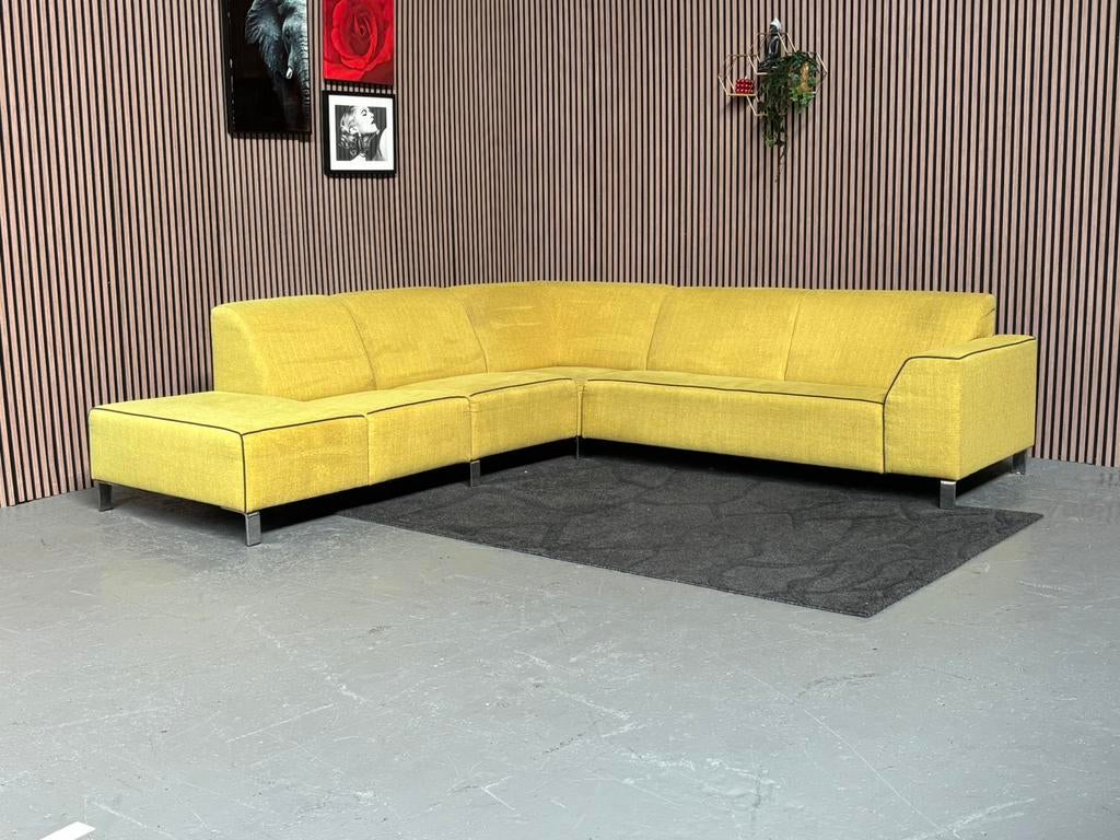 GRATIS LEVERING Hoekbank Mostergeel 275x295 GEREINIGD