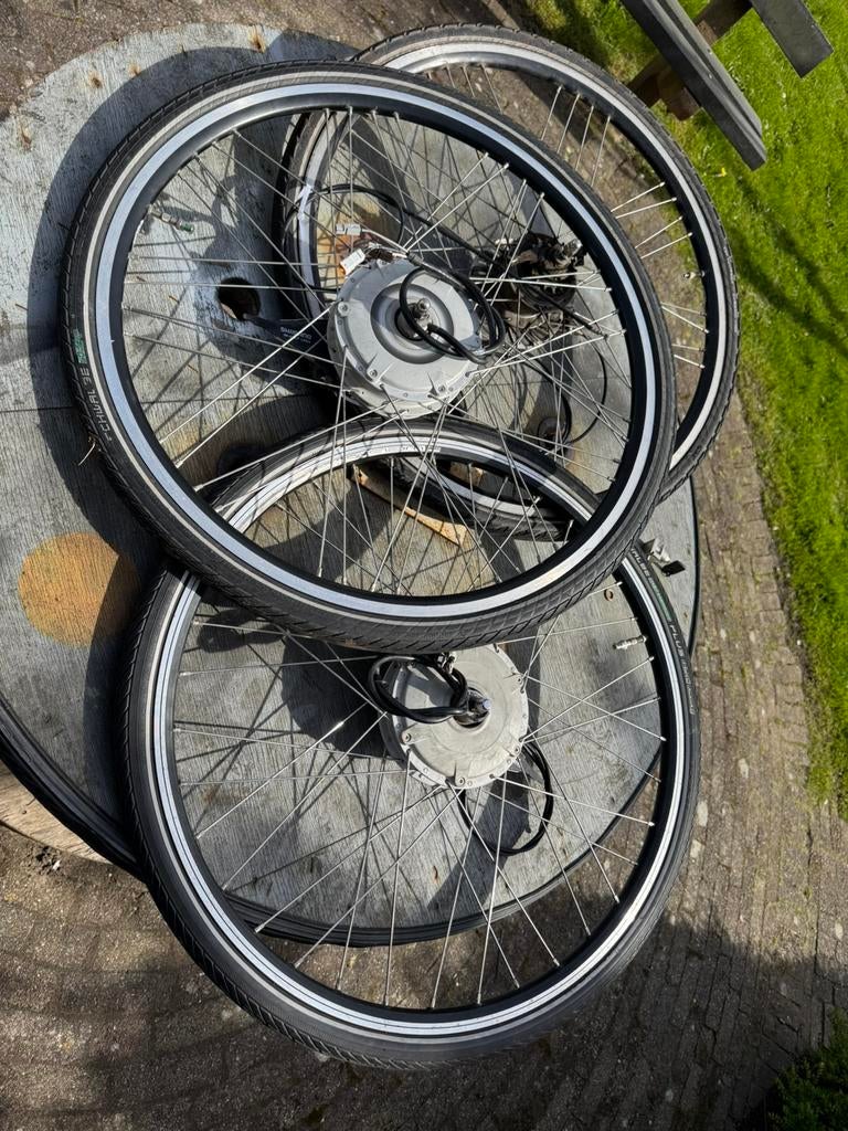 Sparta motor accu C1 C2 C3 C4 F8E , oplader,onderdelen, Fietsen en Brommers, Fietsaccessoires | Bagagedragers, Ophalen of Verzenden