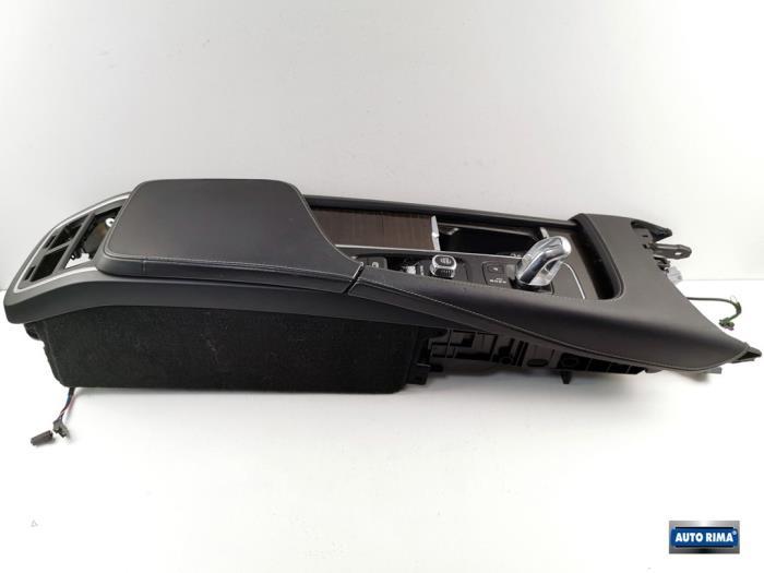 Middenconsoles van een Volvo V60, Gebruikt, -, -, Ophalen of Verzenden