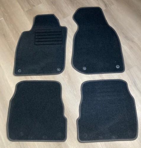 Mattenset voor een Audi A6 Type 4B, Auto-onderdelen, Interieur en Bekleding, Audi, Nieuw, Ophalen of Verzenden