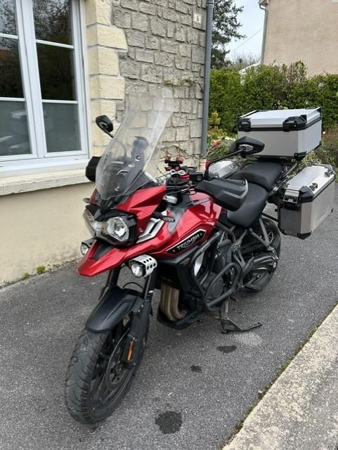 Triumph Tiger Explorer XRT - 2016 - 29600 km. Met kofferset, Handvatverwarming, 1215 cc, Motorrijbewijs A, 3 cilinders