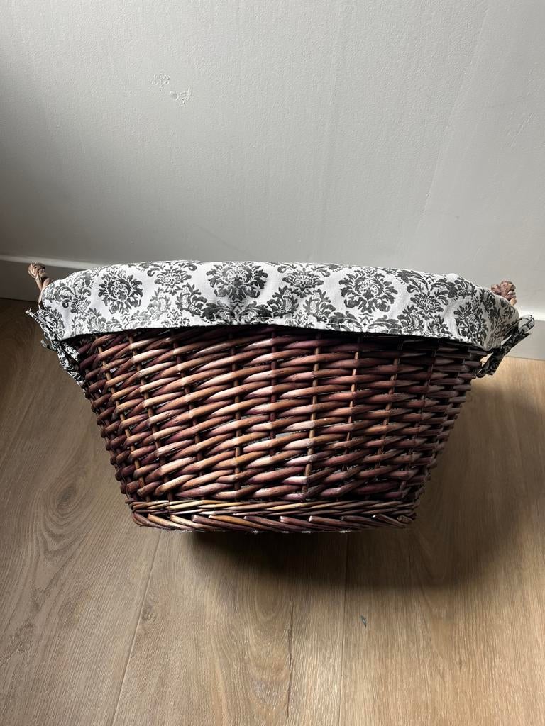 Rieten mand, Ophalen of Verzenden, Zo goed als nieuw, Rechthoekig, Riet