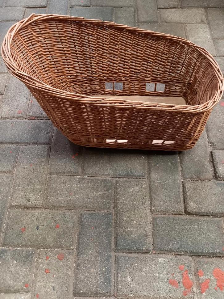 Basil Pasja XXL MIK fietsmand hond, Fietsen en Brommers, Fietsaccessoires | Fietsmanden, Ophalen of Verzenden