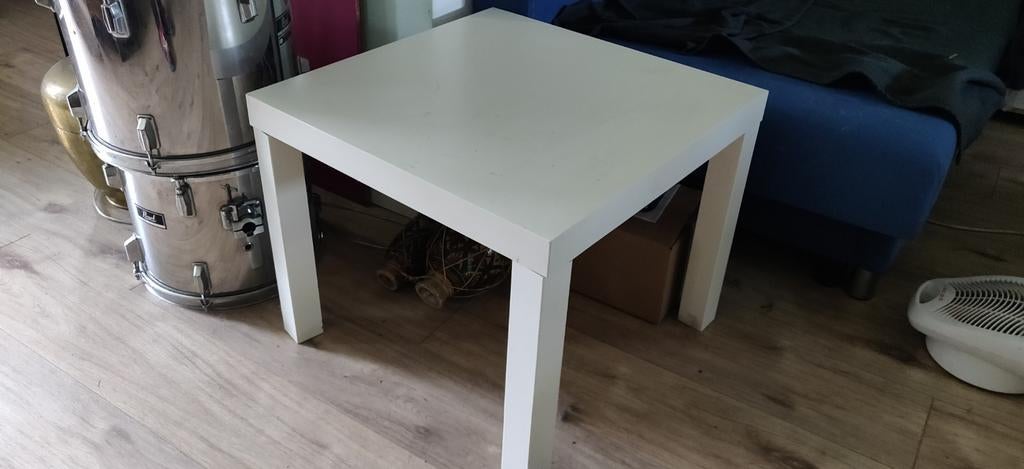 Ikea lack bijzettafel., Ophalen, 50 tot 100 cm, Vierkant, Tot twee personen
