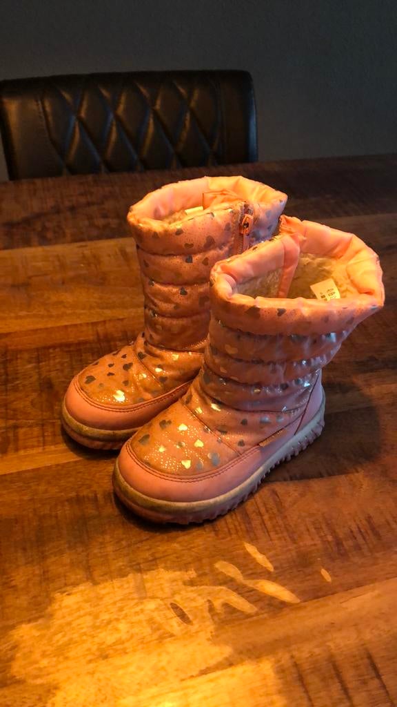 Snowboots maat 27, Kinderen en Baby's, Kinderkleding | Schoenen en Sokken, Ophalen, Zo goed als nieuw, Jongen of Meisje, Laarzen