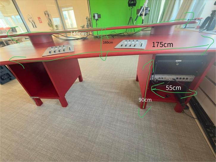 Professionele Radiotafel met D&R Lyra Apparatuur, Muziek en Instrumenten, Mengpanelen, Gebruikt, 5 tot 10 kanalen, Microfooningang