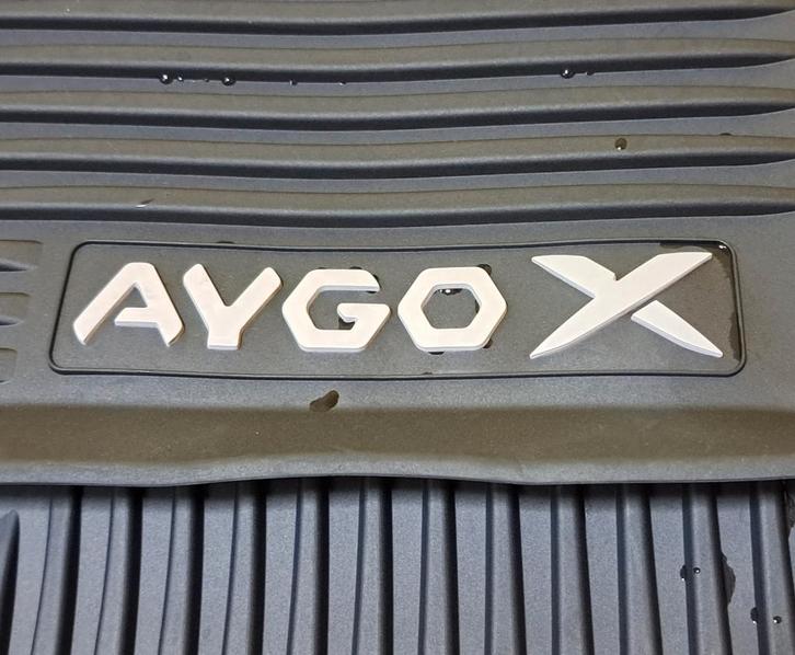 Toyota Aygo rubberen automatten, Auto diversen, Automatten, Nieuw, Ophalen of Verzenden