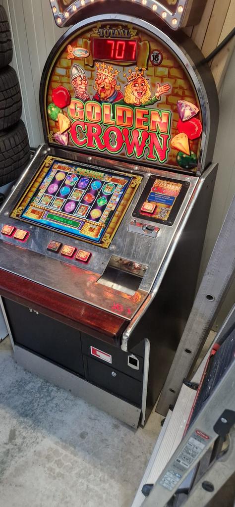 Golden Crown Gokkast met bonus games!, Verzamelen, Automaten | Gokkasten en Fruitautomaten, Euro, Ophalen of Verzenden, Zo goed als nieuw