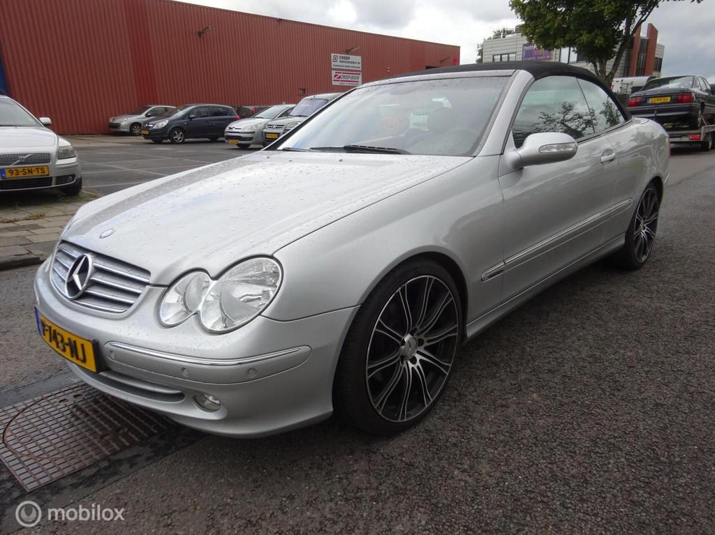 Mercedes AG CLK-klasse Cabrio 200 K. Elegance, Auto's, Mercedes-Benz, Automaat, Parkeersensor, Achterwielaandrijving, Gebruikt