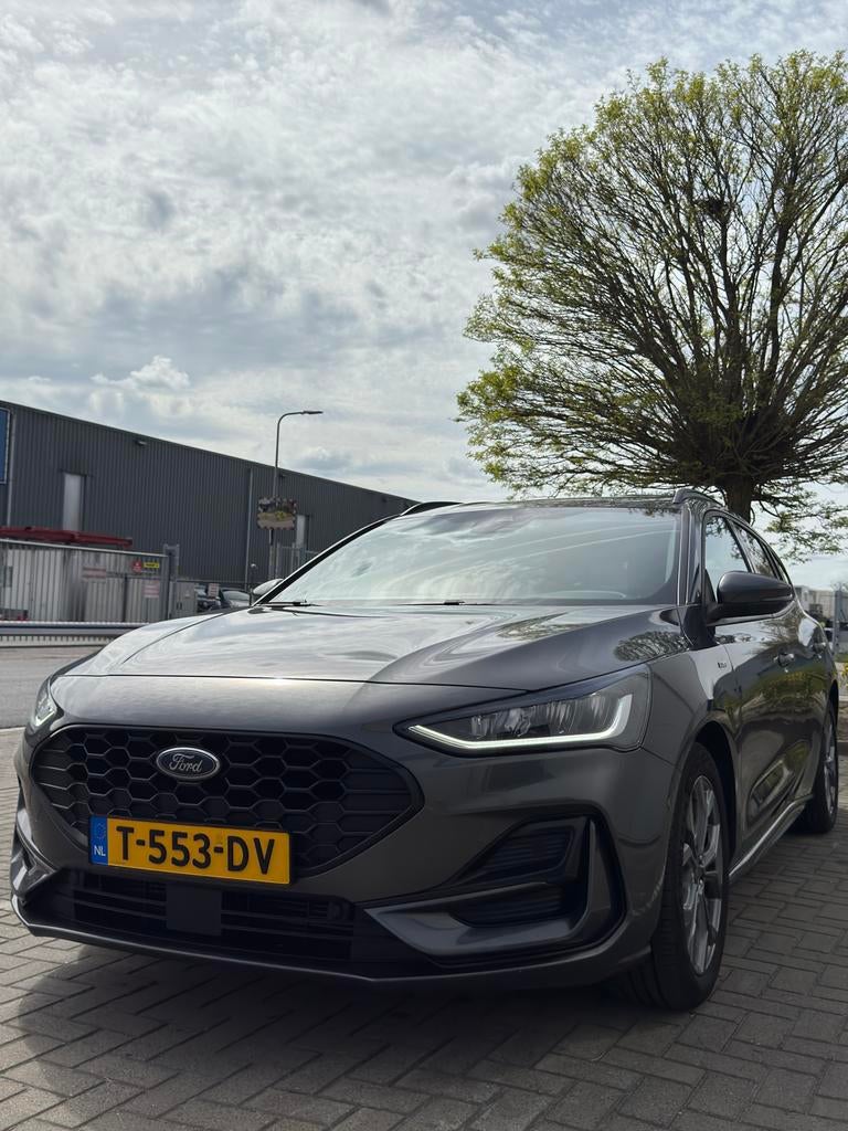 Ford Focus ST Line | Ecoboost Hybrid | 125pk | 2023 | Grijs, Auto's, 125 pk, Lane Keeping Assist, Origineel Nederlands, Stationwagon