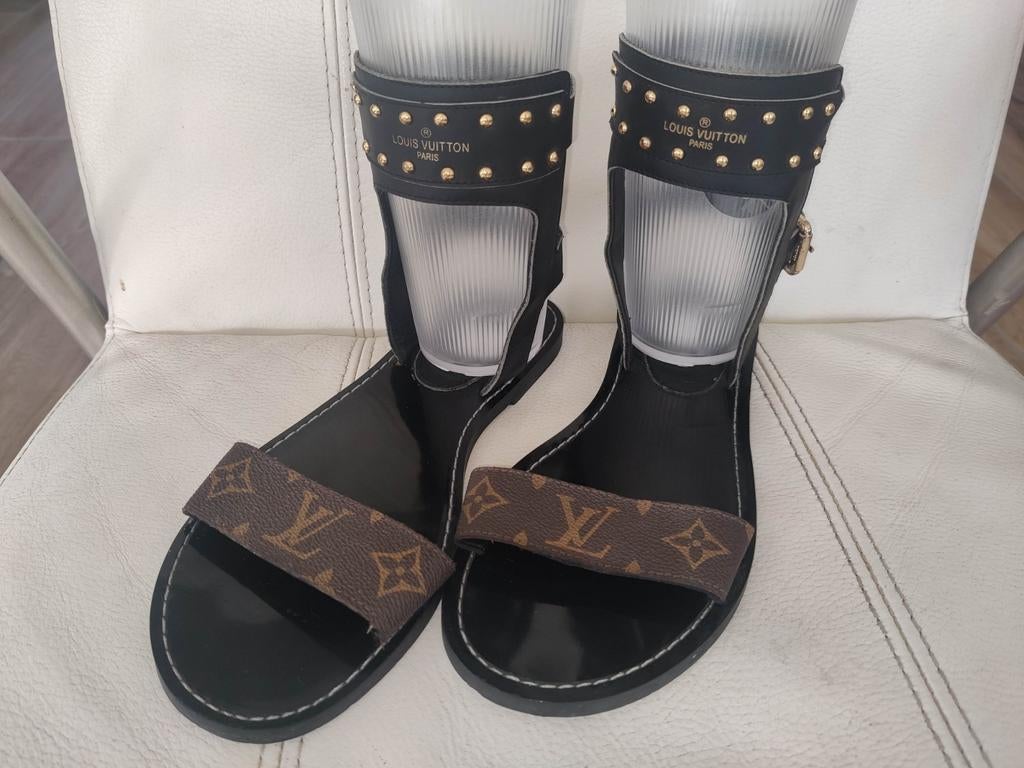 Louis Vuitton sandalen maat 40, Ophalen, Zo goed als nieuw, Zwart, Sandalen of Muiltjes
