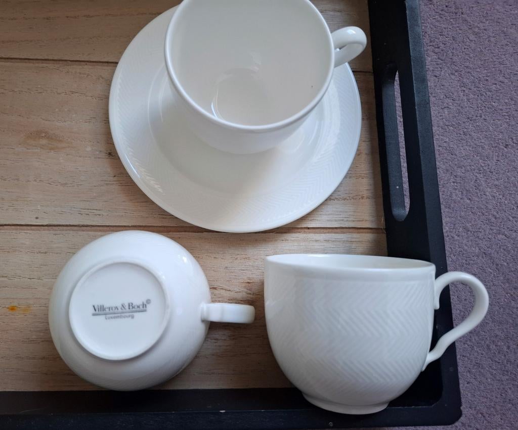 Villeroy & Boch servies - 1 kop en schotel, 2 losse kopjes, Huis en Inrichting, Keuken | Servies, Ophalen of Verzenden, Zo goed als nieuw