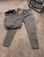 essentails pak grijs, Kleding | Heren, Ophalen of Verzenden, Zo goed als nieuw, Overige maten