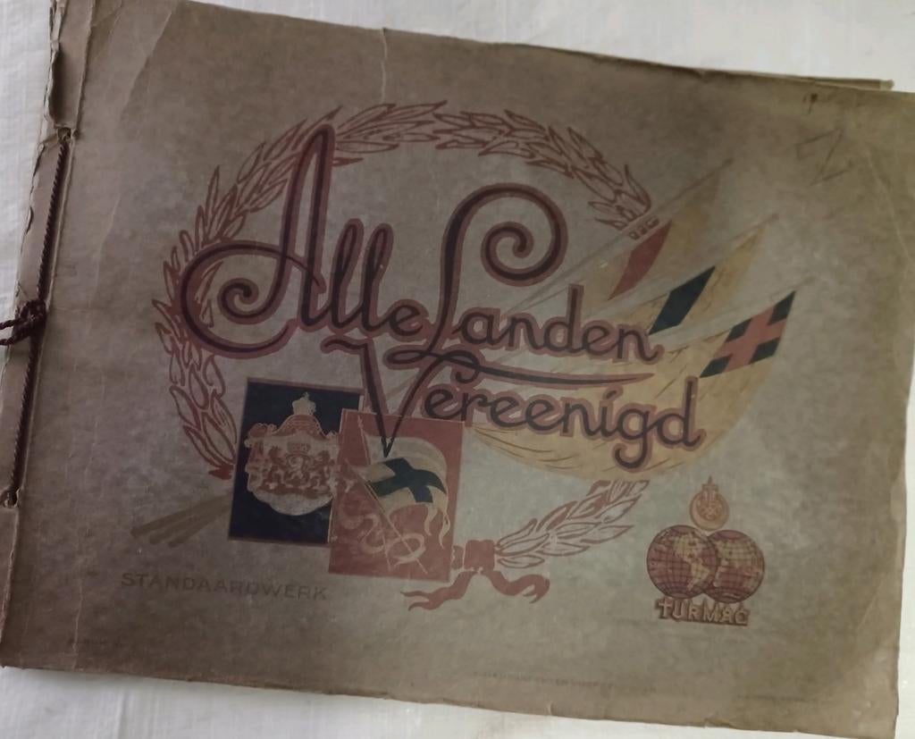 Zeldzaam Turmac Vlaggenalbum 'Alle Landen Vereenigd' 1930, Verzamelen, Ophalen of Verzenden