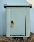 Oude industrieel kastje vuilwit, Antiek en Kunst, Ophalen