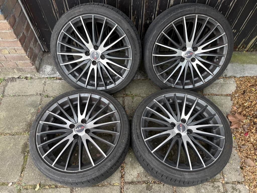 MAK 17 inch 4x98, Ophalen, 17 inch, 205 mm, Zomerbanden