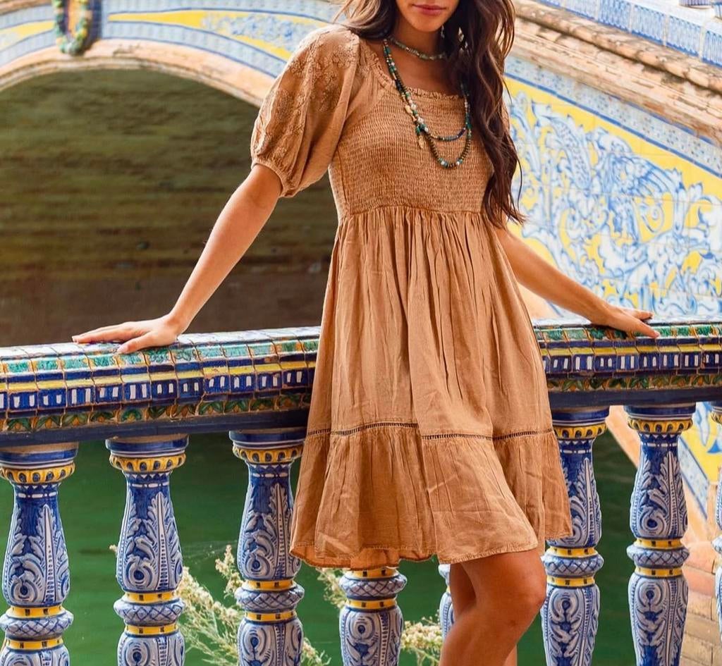 GOLD AND SILVER jurkje stonewashed camel mt TU, Kleding | Dames, Jurken, Verzenden, Parijs, Nieuw, Gold and Silver