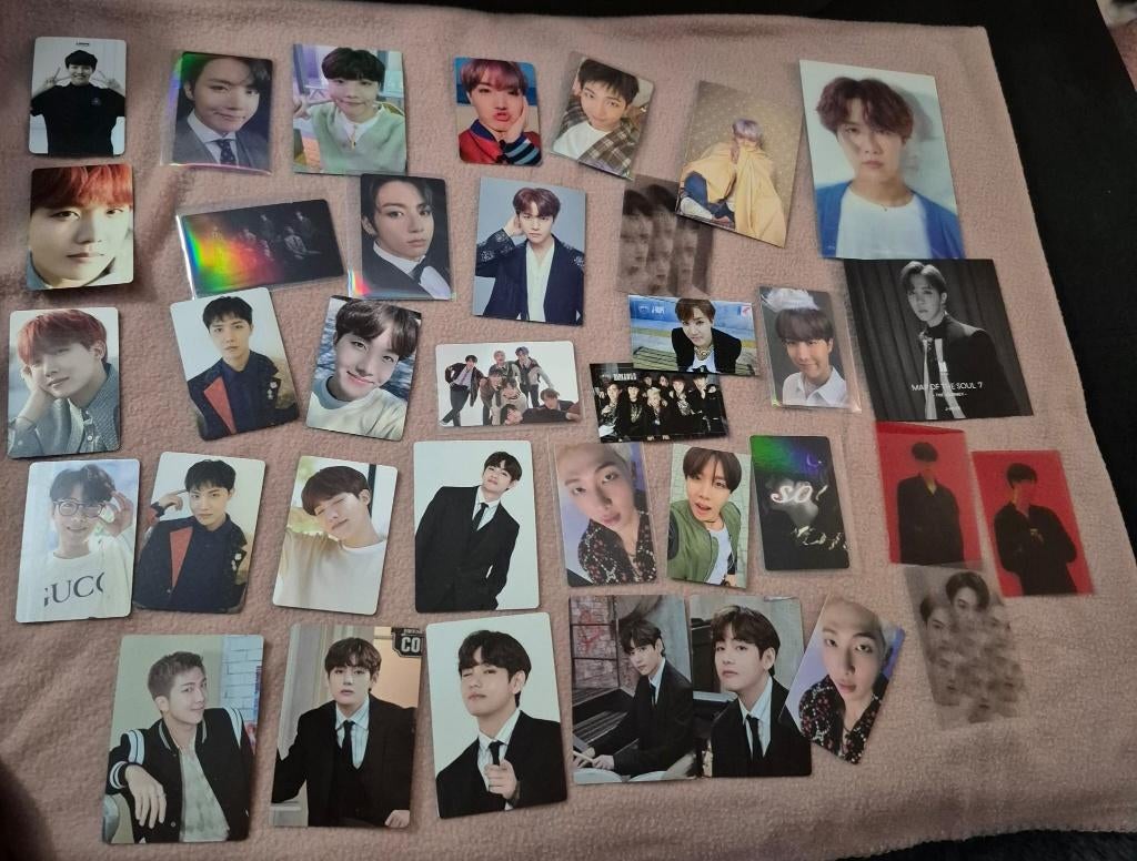 BTS collection set 1, Verzamelen, Muziek, Artiesten en Beroemdheden, Verzenden, Gebruikt, Foto of Kaart